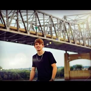 Meet your Posher, Mitchell